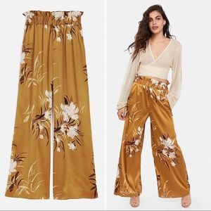 New Express x Rocky Barnes Bohemian Silk High-Waist Wide Wide Leg Pants. Size:XS